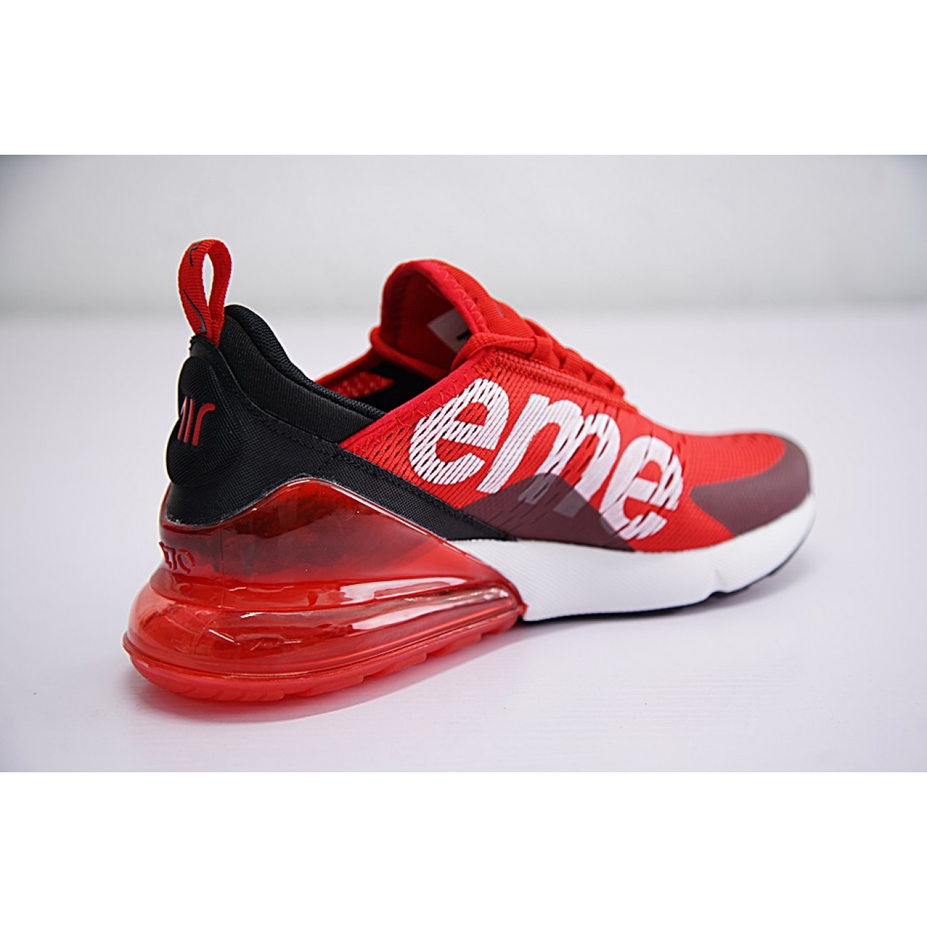 Supreme x Nike Air Max 270