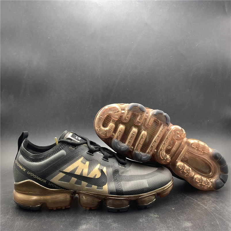 Nike Air VaporMax 2019 Run Utility Black Metallic Gold Shoes AR6631-002 Pics