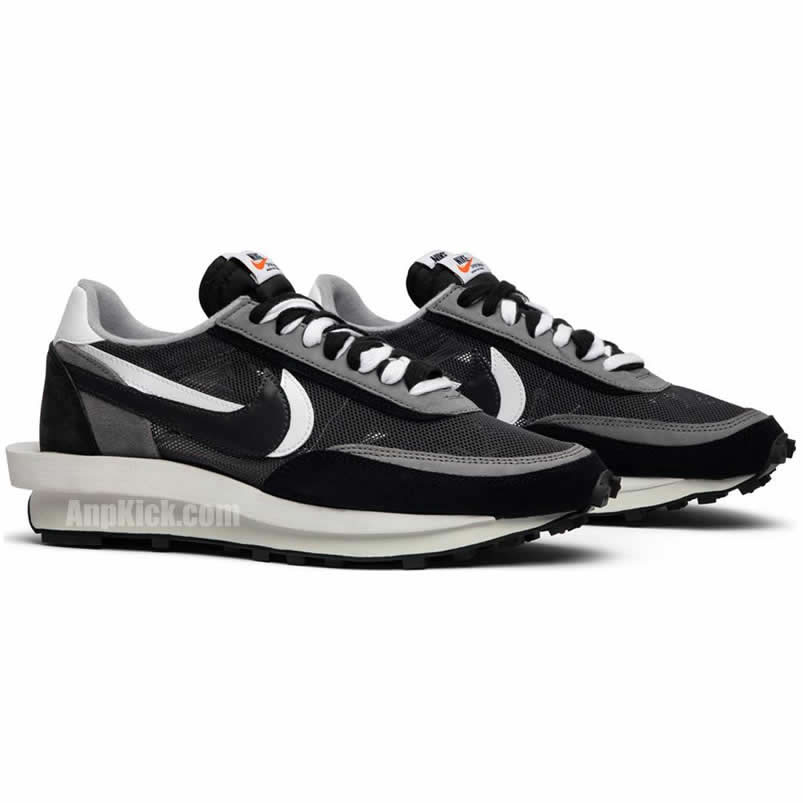 Sacai Nike Ldv Waffle Black Bv0073 001 (3) - newkick.app